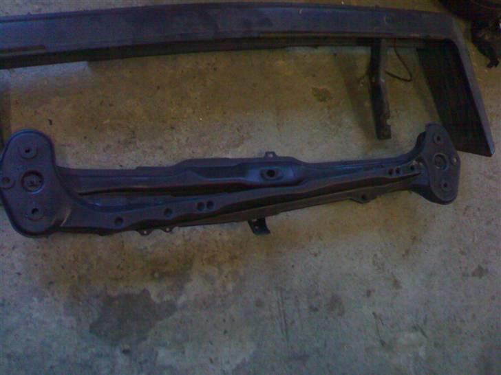 VW Golf 2 Retro *Solgt* - Ny vange.. blæst og pulverlakket og fået body og pava :) billede 11