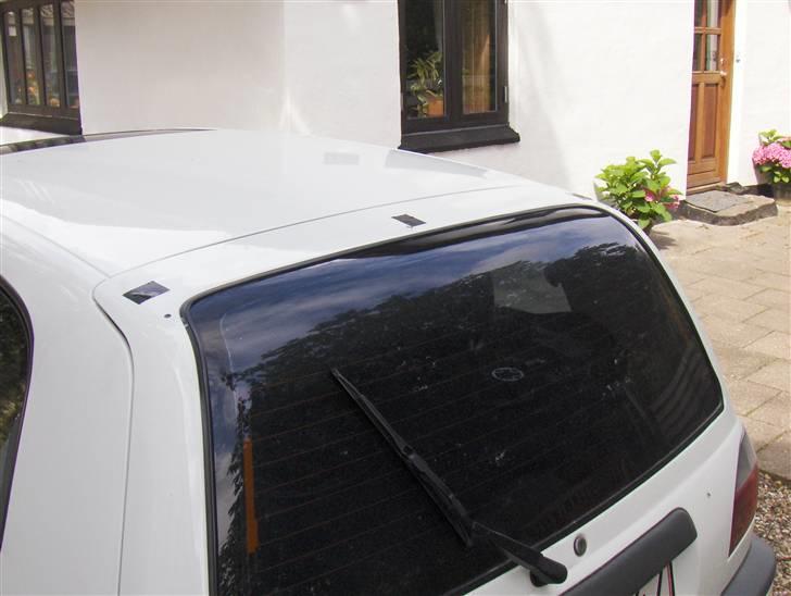 Nissan sunny 2.0 GTI  " SOLGT" - Ja sådan kan en bil se ud efter en tur i vaske hal billede 8