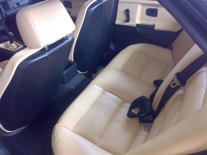 BMW 325 i 24v solgt billede 7