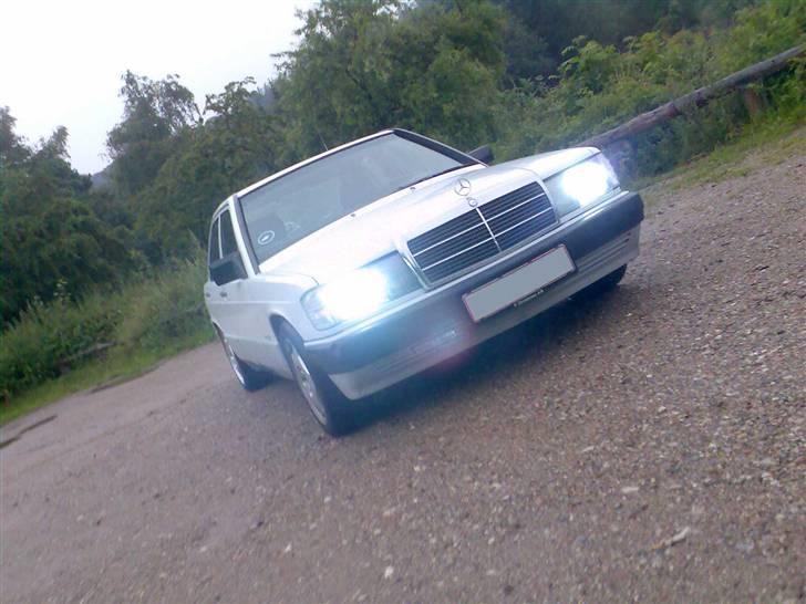 Mercedes Benz 190e (Solgt) billede 10