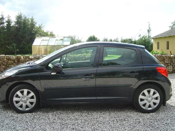 Peugeot 207 billede 2
