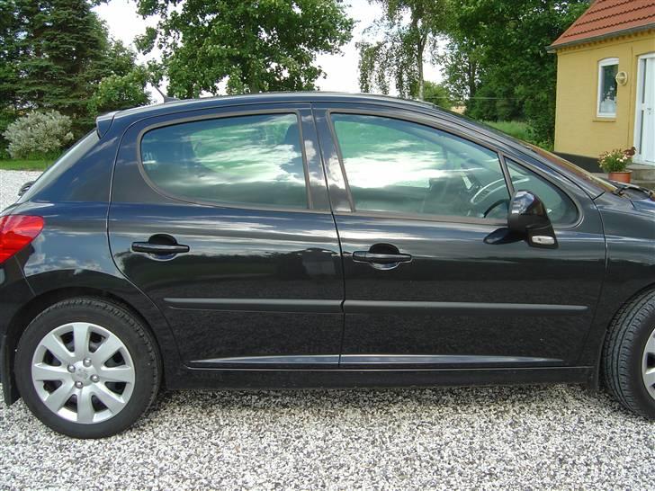 Peugeot 207 billede 8