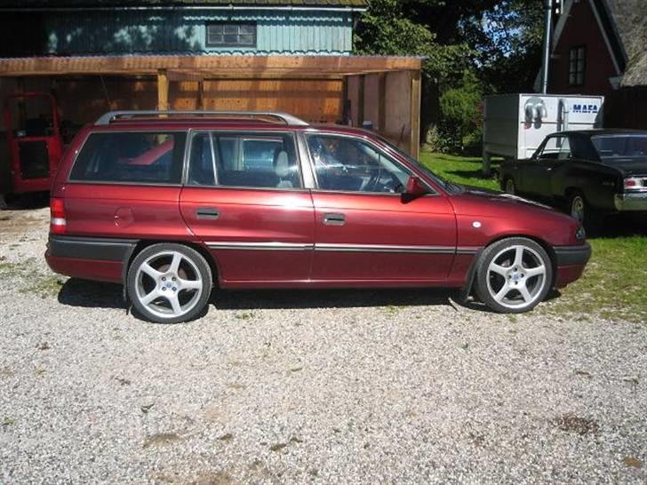 Opel Astra F Caravan billede 7