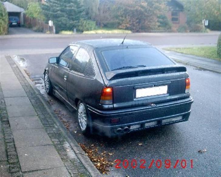 Opel Kadett sedan - tidligere bil billede 14