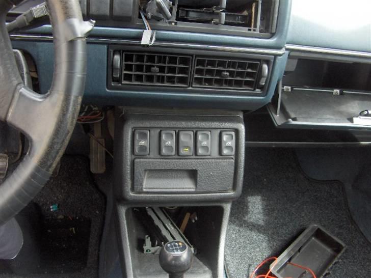 VW Golf Carat *Solgt* - El ruder hele vejen rundt billede 5