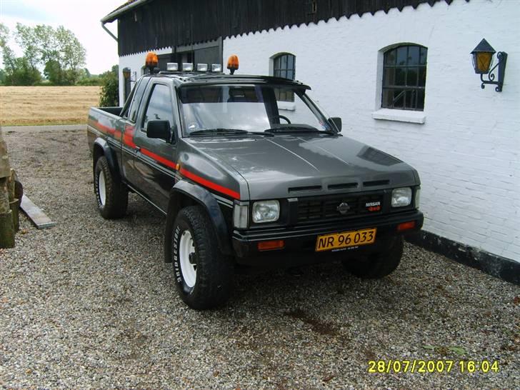 Nissan KING CAB 2.5.  - Kongen:D billede 1