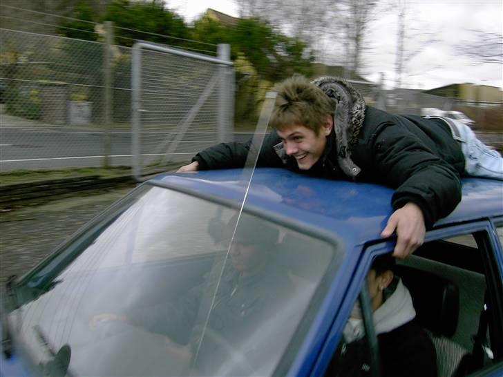 VW                mk 1 SOLGT - ja da Daniel og mig havde aftalt han købte den så skulle ham og martin jo lege hehe billede 10