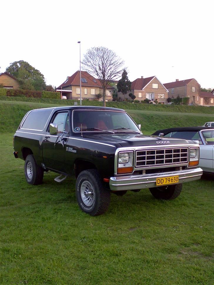 Dodge dodge ram charger (solgt) billede 1