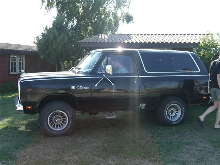 Dodge dodge ram charger (solgt) billede 5