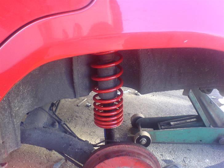 Skoda Felicia SOLGT - nye fjedrer og støddæmpere  billede 11