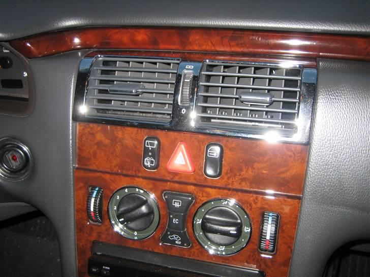 Mercedes Benz w210 E billede 8