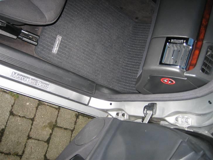 Mercedes Benz w210 E - crom i dør og blæser billede 13