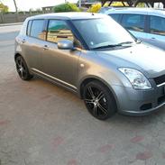Suzuki SWIFT  SOLGT