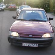 Ford escort 1,3