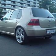 VW Golf v6 4motion  SOLGT..!