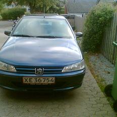 Peugeot 406 