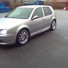 VW golf 4 solgt