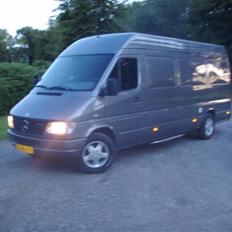 Mercedes Benz Sprinter 312