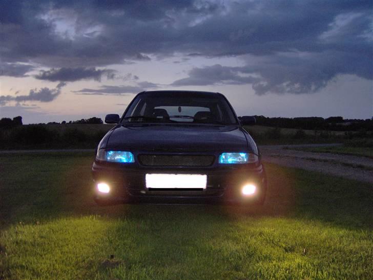 Opel Astra F  Totalskadet billede 8