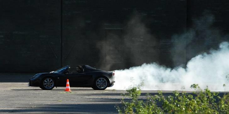 Lotus Elise 111s - Det var så de dæk...... billede 8
