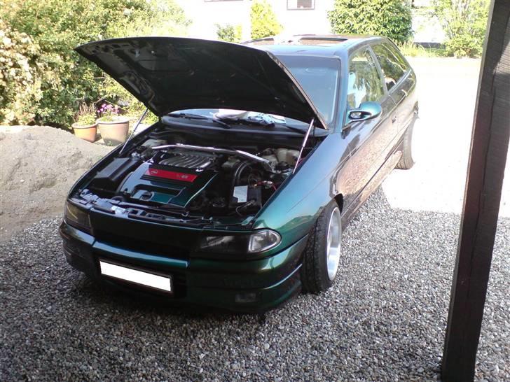 Opel astra f 2,5 v6 SOLGT! billede 6