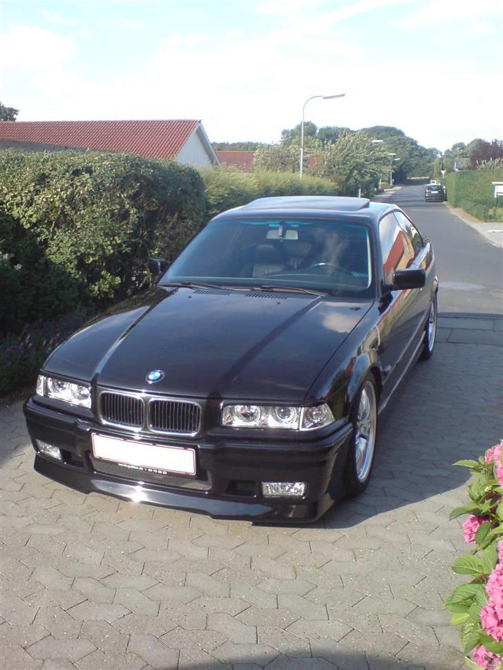 BMW E36 325i Coupé SOLGT billede 6