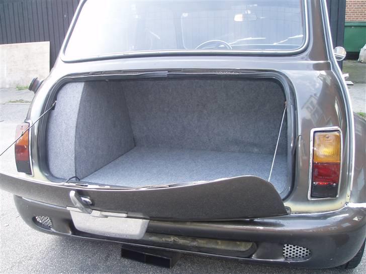 Mini mascot 1000 ( SOLGT) - så blev bagagerummet også færdig...(der er sku da rigeligt plads til en god sub) billede 5