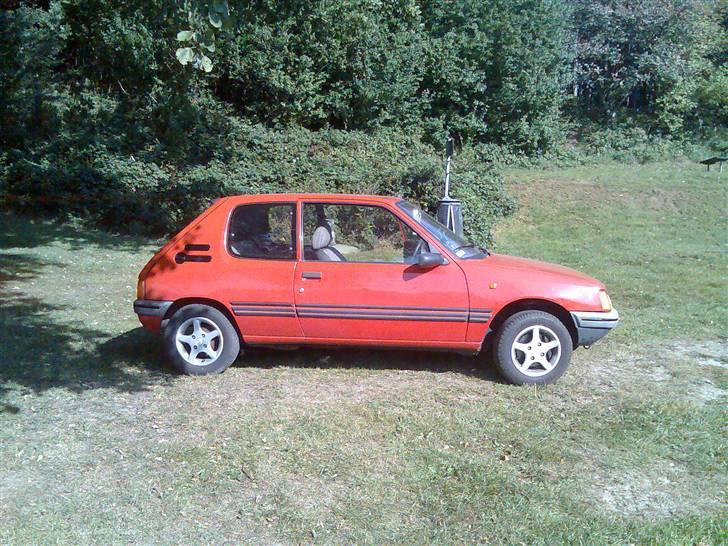 Peugeot 205 - Skrottet! billede 4