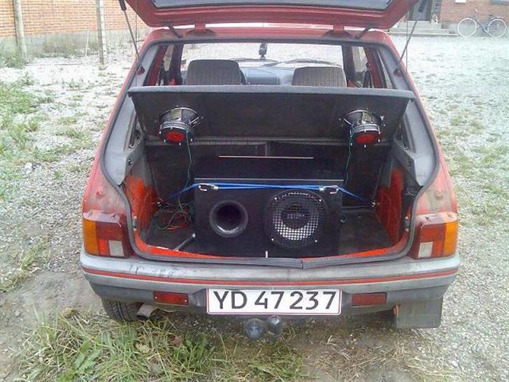 Peugeot 205 - Skrottet! billede 5