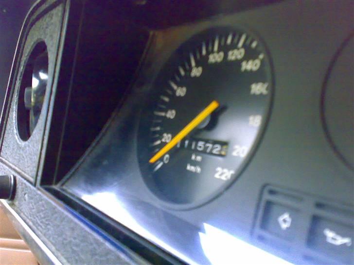 Ford Taunus - SOLGT - - Lidt svært at se, men den har netop rundet 115000 billede 6