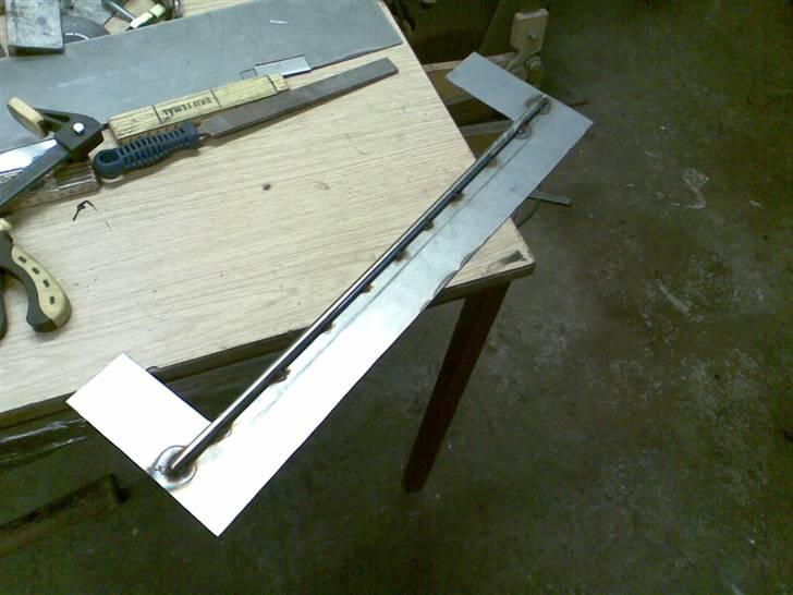 VW Vento -Projekt- *SOLGT* - stykket jeg har svejst i bagsmækken, dog ændret en lille smule.. billede 12