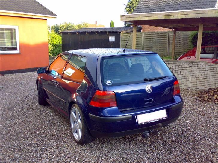 VW golf   solgt billede 2