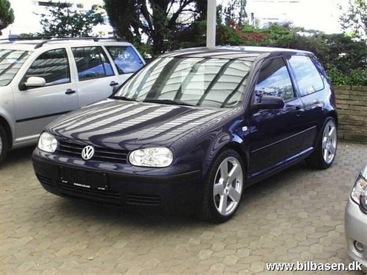 VW golf   solgt - foto fra før jeg købte den billede 5
