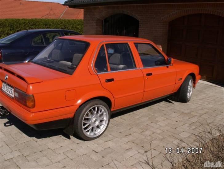 BMW 320i E30 *SOLGT* - Billede hjemme fra ham jeg købte den af!!!! billede 3