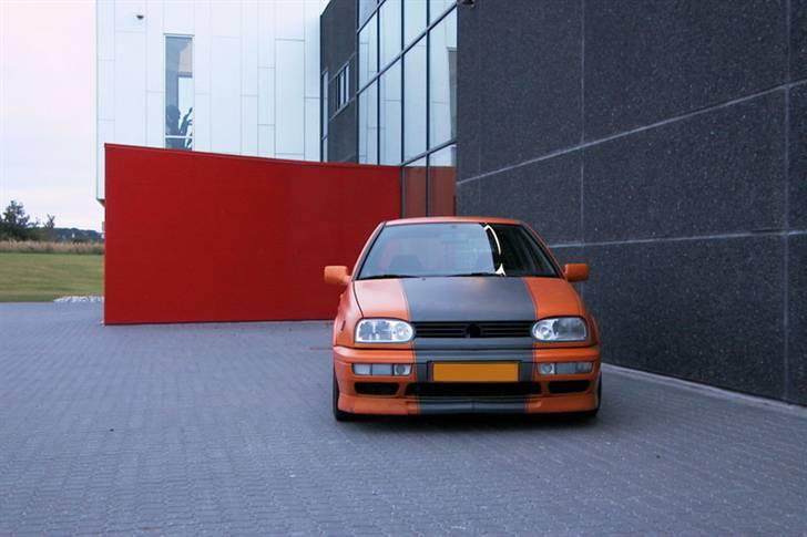 VW Golf 3 GTD "solgt" - Det er så det bette orange "lyn" billede 1