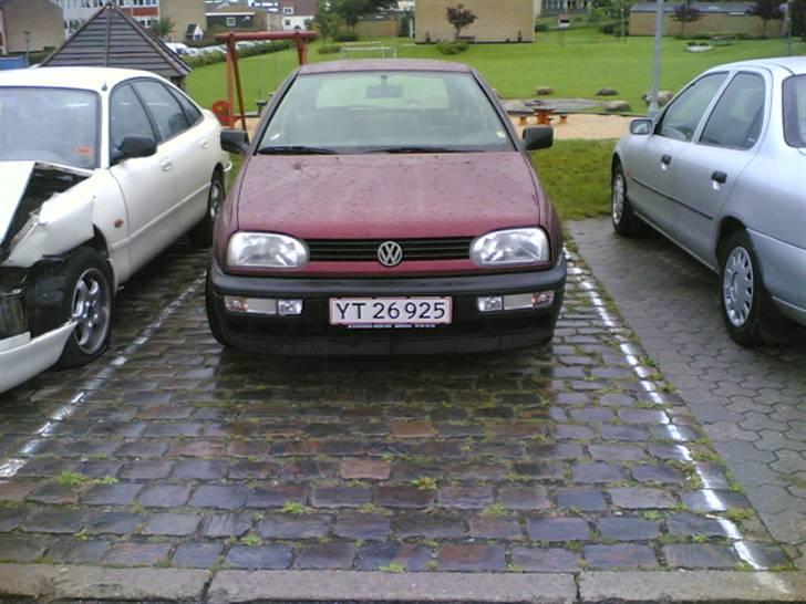 VW golf3 solgt. - så er der hvide blink i kofangeren billede 5