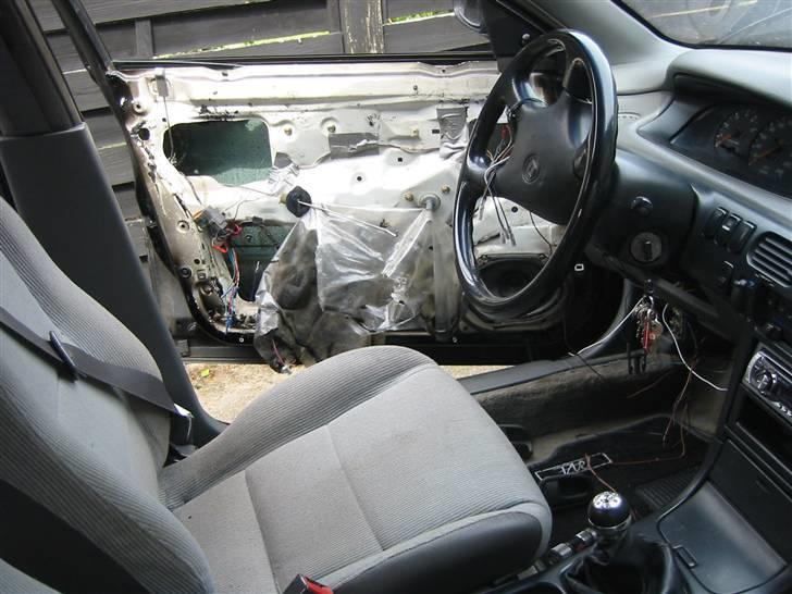 Mazda 626 Kombi Copue SOLGT - Ser sku lidt tomt ud....  billede 11