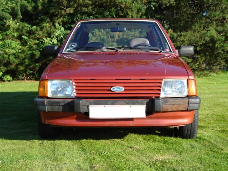 Ford Escort     Solgt billede 5