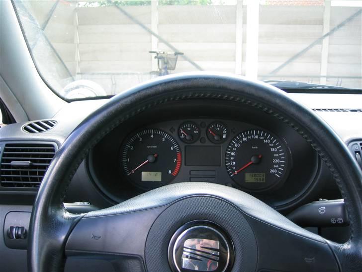 Seat Leon 4x4 *SOLGT* billede 2