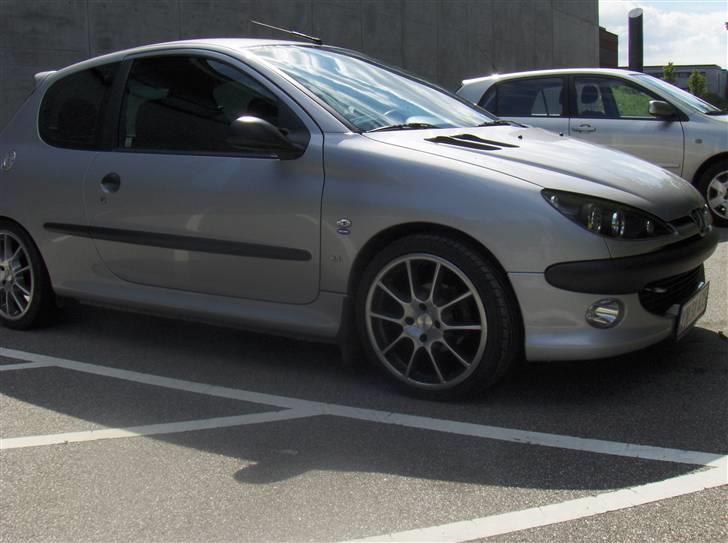 Peugeot 206 1,6 solgt billede 9