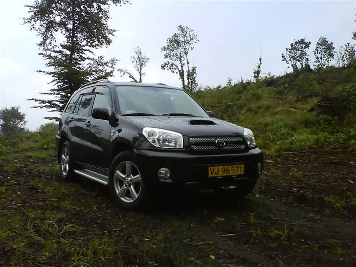 Toyota Rav4 2003 (solgt) billede 1