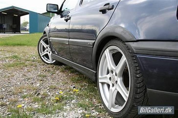 VW golf vr6 solgt billede 2