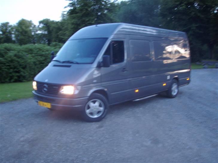 Mercedes Benz Sprinter 312 billede 2