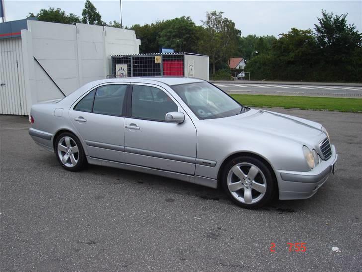 Mercedes Benz E270 CDI  - Solgt billede 15