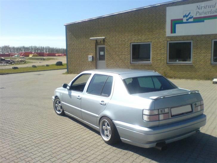VW Vento solgt billede 8