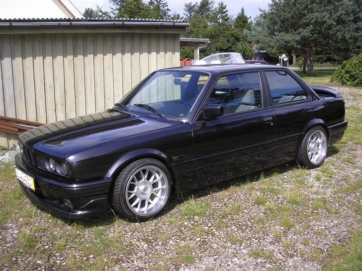 BMW e30 M.Tech 2 -solgt- :-( billede 2