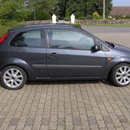 Ford Fiesta 1,6 Trend *solgt*