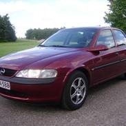 Opel Vectra 1,7 TD *Død*