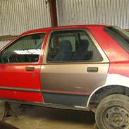 Ford sierra turbo( solgt )