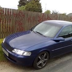 Opel Vectra B (SOLGT)